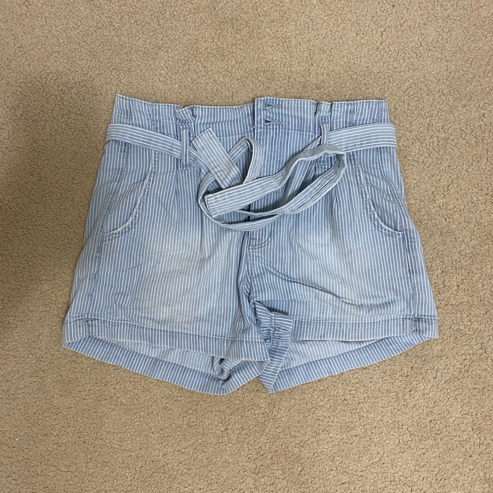 striped baggy tie shorts